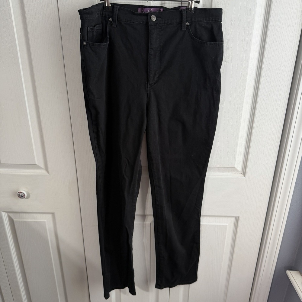Gloria Vanderbilt Amanda Black Straight Leg Denim Jeans Women's Size 18 Grunge